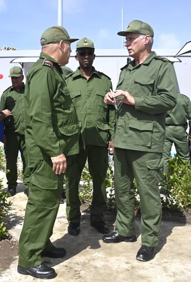 Díaz-Canel desde la tierra que se recupera del huracán 27