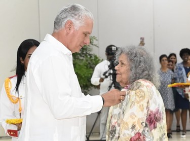 El permanente reconocimiento a las mujeres en Revolución 2