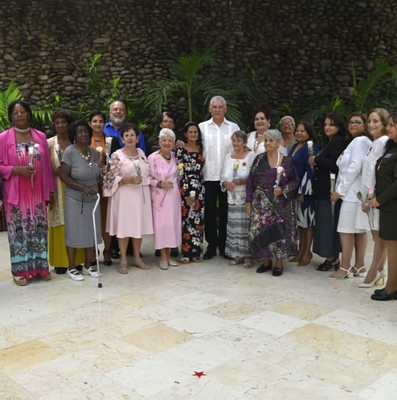 El permanente reconocimiento a las mujeres en Revolución