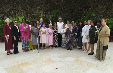 El permanente reconocimiento a las mujeres en Revolución 1