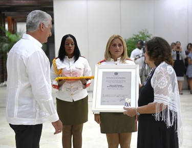 El permanente reconocimiento a las mujeres en Revolución 9