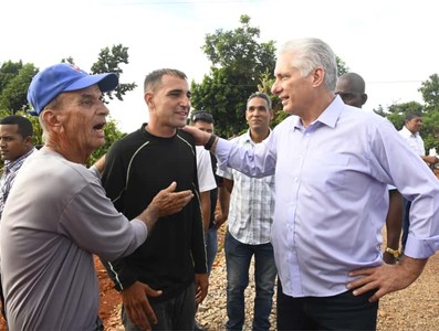 Constata Díaz-Canel recuperación de producciones agropecuarias en Artemisa