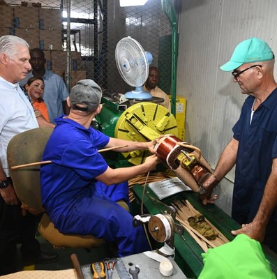 Los triunfos solo nacen del trabajo duro y tenaz