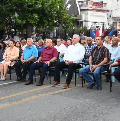 Aniversario 63 - Proclamación del carácter Socialista de la Revolución