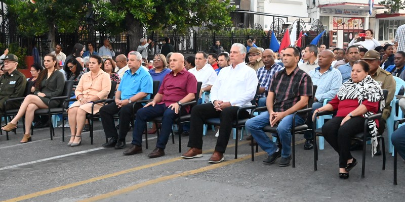 Aniversario 63 - Proclamación del carácter Socialista de la Revolución