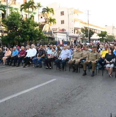 Aniversario 63 - Proclamación del carácter Socialista de la Revolución