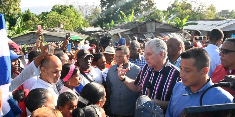 Visita a Salvador, Guantánamo