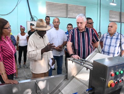 Visita a Salvador, Guantánamo