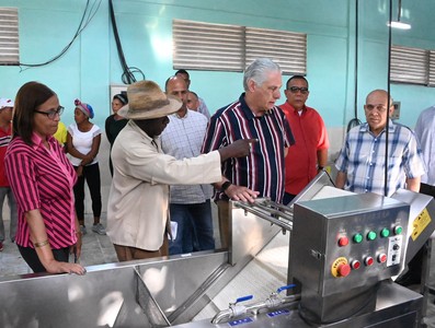 Visita a Salvador, Guantánamo