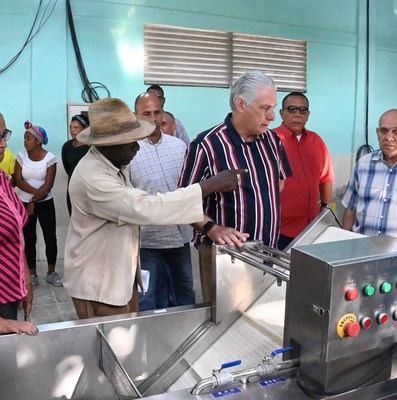 Visita a Salvador, Guantánamo