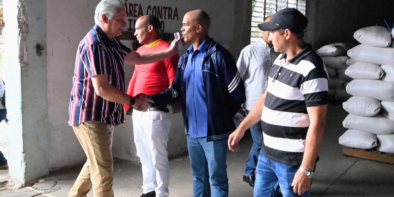 Visita a Salvador, Guantánamo