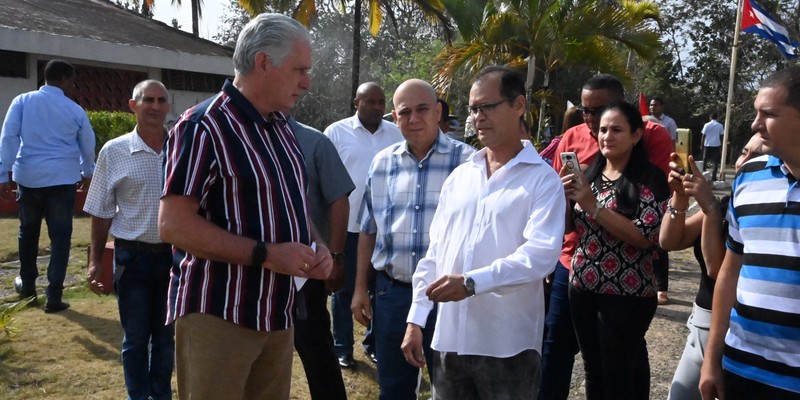 Visita a Salvador, Guantánamo