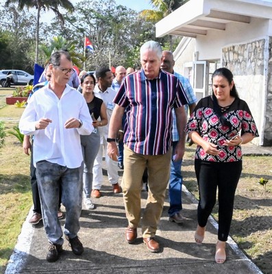 Visita a Salvador, Guantánamo