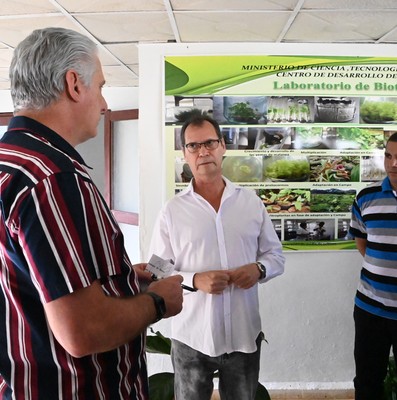 Visita a Salvador, Guantánamo