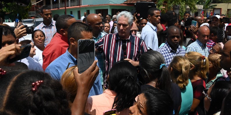 Visita a Salvador, Guantánamo