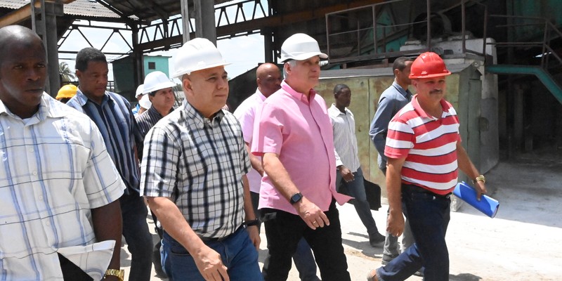 Visita a Cacocum, Holguín