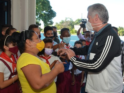 Recorrido de Díaz-Canel por la provincia de Villa Clara