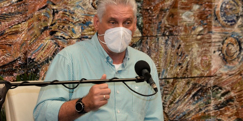 Encuentro con jóvenes miembros de la Asociación Hermanos Saíz