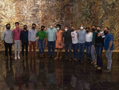 Encuentro con jóvenes miembros de la Asociación Hermanos Saíz