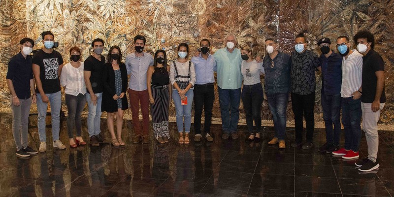 Encuentro con jóvenes miembros de la Asociación Hermanos Saíz