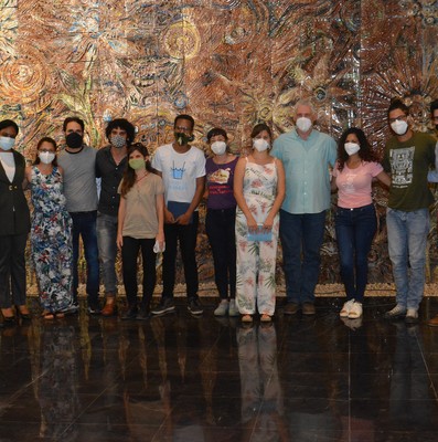 Encuentro con jóvenes miembros de la Asociación Hermanos Saíz