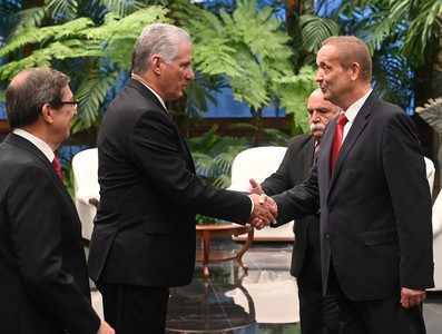 Recibió Díaz-Canel las Cartas Credenciales de once nuevos embajadores