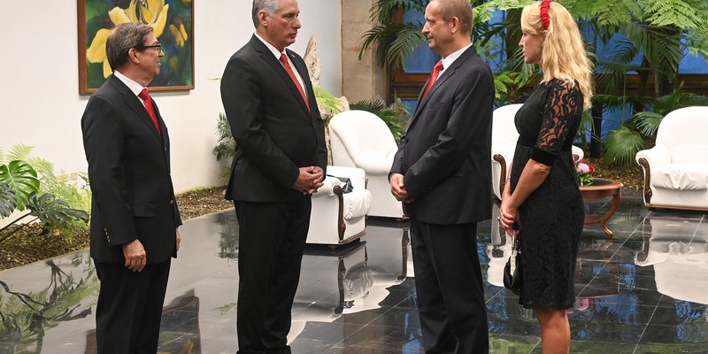 Recibió Díaz-Canel las Cartas Credenciales de once nuevos embajadores
