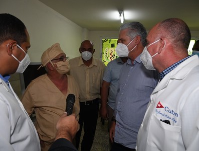 Recorrido por Santa Clara en calidad de Diputado