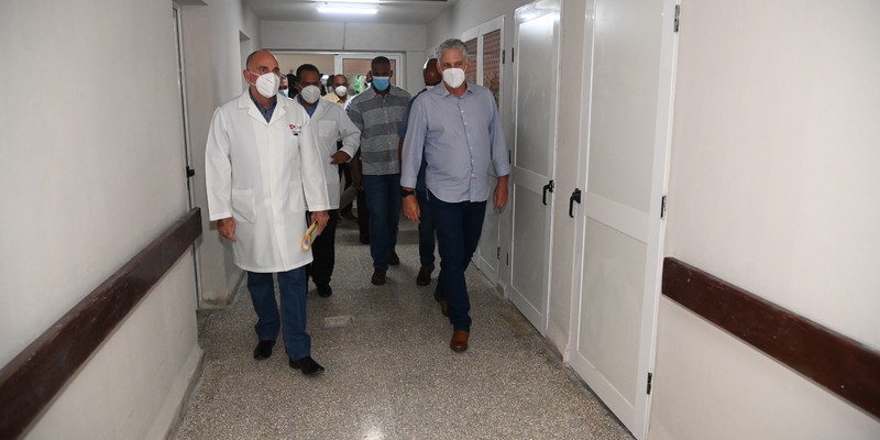 Recorrido por Santa Clara en calidad de Diputado