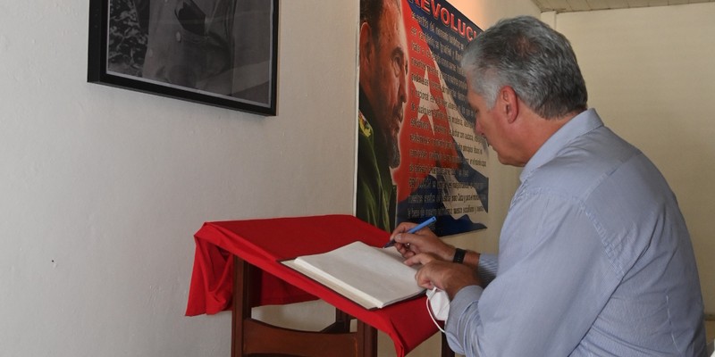 Recorrido por Santa Clara en calidad de Diputado