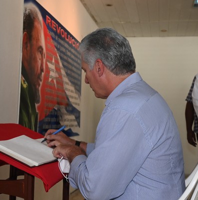 Recorrido por Santa Clara en calidad de Diputado
