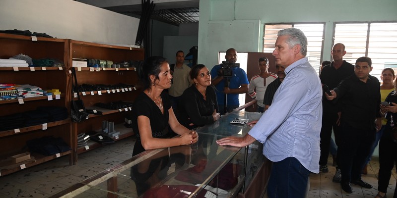 Recorrido por Santa Clara en calidad de Diputado