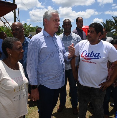 Recorrido por Santa Clara en calidad de Diputado