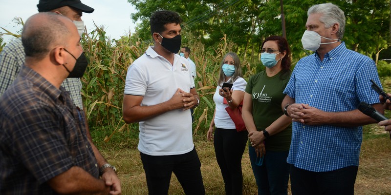 Recorrido por polos productivos de Mayabeque