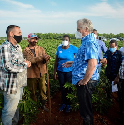 Recorrido por polos productivos de Mayabeque