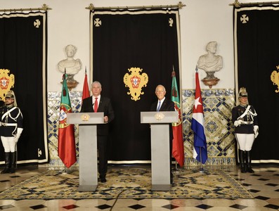 Visita oficial a la República Portuguesa