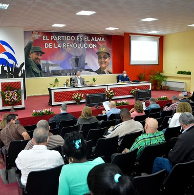 Encuentro con dirigentes provinciales y municipales - Camagüey