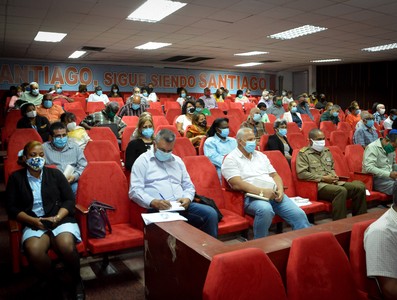 Encuentro con dirigentes provinciales y municipales - Santiago de Cuba