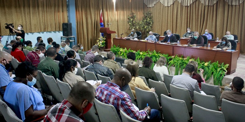 Encuentro con dirigentes provinciales y municipales - Sancti Spíritus