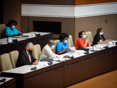 Cuatro proyectos de Ley a debate en el Parlamento cubano