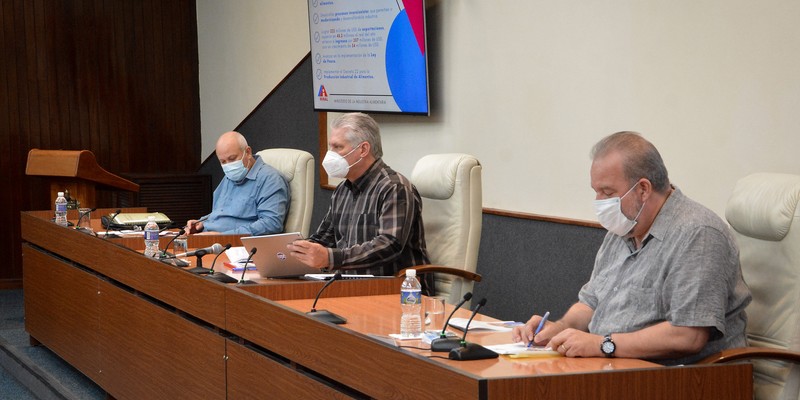 Reunión de trabajo del Ministerio de la Industria Alimentaria   -  Febrero 11, 2021 - Palacio de la Revolución