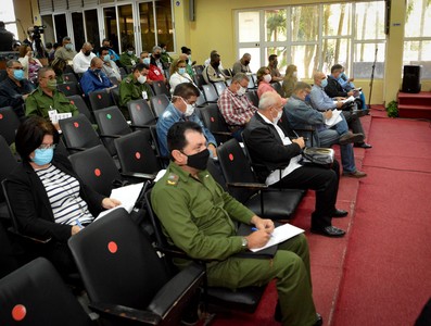 Encuentro con dirigentes provinciales y municipales - Camagüey