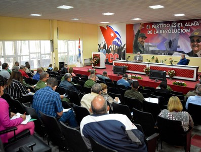 Encuentro con dirigentes provinciales y municipales - Camagüey