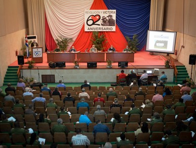 Encuentro con dirigentes provinciales y municipales - Pinar del Río