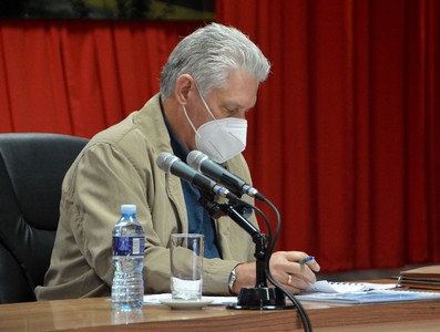 Encuentro con dirigentes provinciales y municipales - Santiago de Cuba