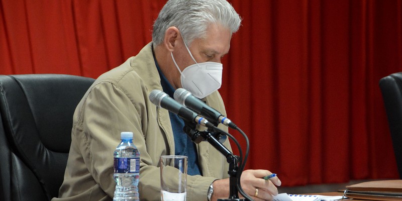 Encuentro con dirigentes provinciales y municipales - Santiago de Cuba