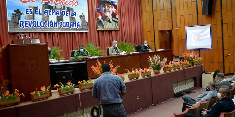 Encuentro con dirigentes provinciales y municipales - Guantánamo