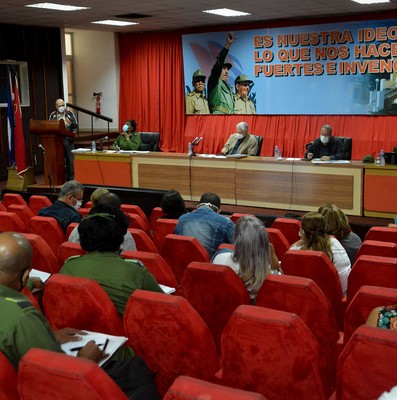 Encuentro con dirigentes provinciales y municipales - Santiago de Cuba