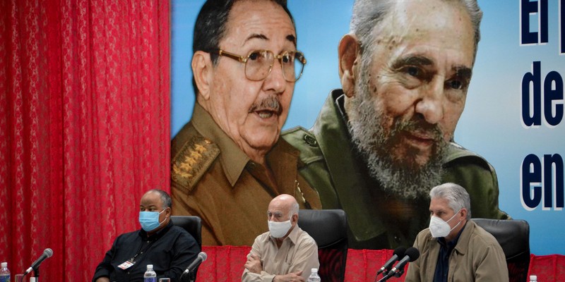 Encuentro con dirigentes provinciales y municipales - Granma