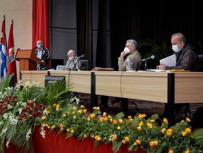 Encuentro con dirigentes provinciales y municipales - Las Tunas
